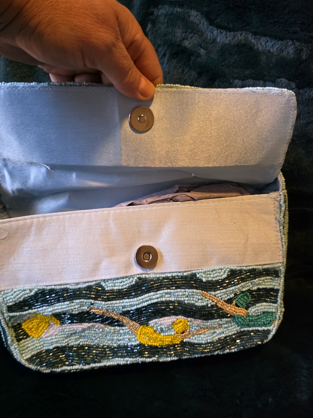 Playful Beaded Swimmers Shoulder Bag in Multi-Color W/Matching Coin Purse Set. - Picture 3 of 10